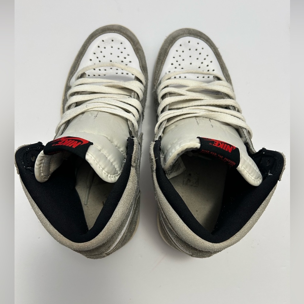 Nike Jordan 1 Sneakers - Picture 5 of 7